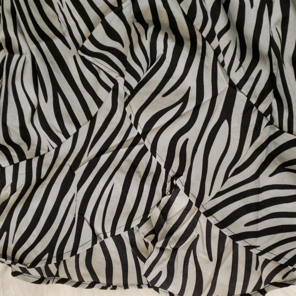 New Sexy Wrap Zebra Print Dress - Picture 5 of 6
